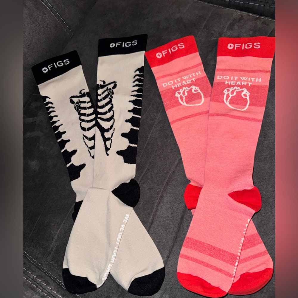 Figs Women Sm Black/White Skeletal & Pink/Red Do It With Heart Compression Socks